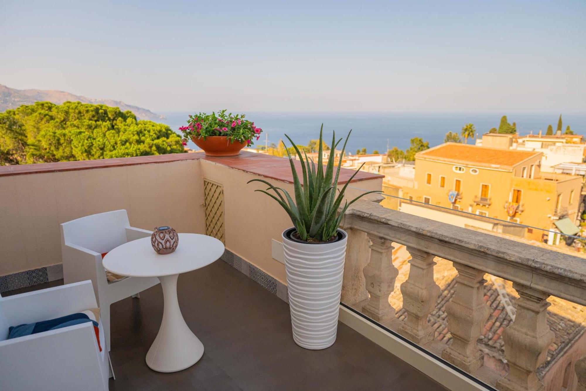 Hotel La Terrazza Di Porta Messina Taormina Exteriér fotografie